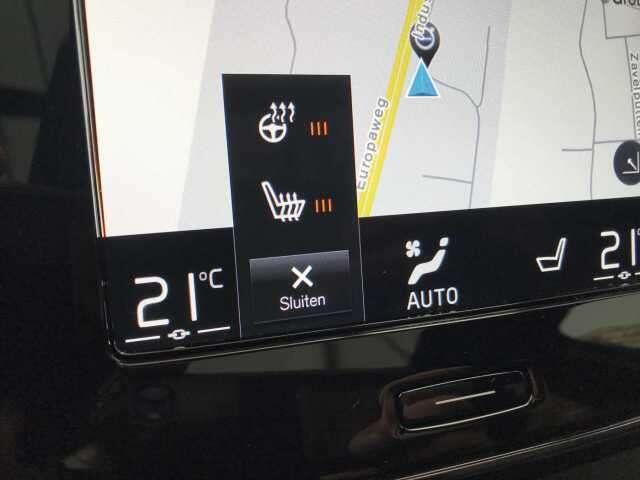 Volvo XC40 T4 HYBRIDE R-DESIGN - FULL OPTIONS