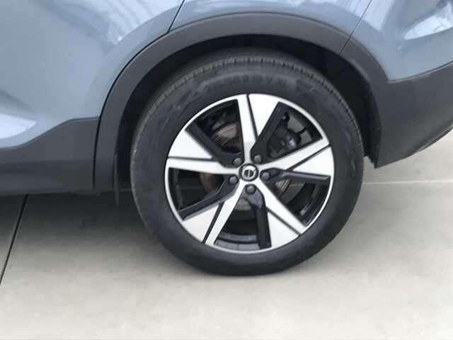 Volvo XC40 T4 HYBRIDE R-DESIGN - FULL OPTIONS