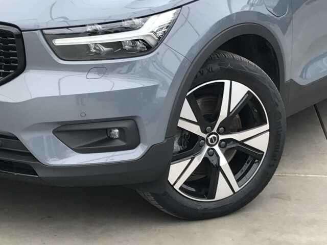 Volvo XC40 T4 HYBRIDE R-DESIGN - FULL OPTIONS