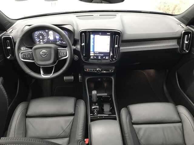 Volvo XC40 T4 HYBRIDE R-DESIGN - FULL OPTIONS