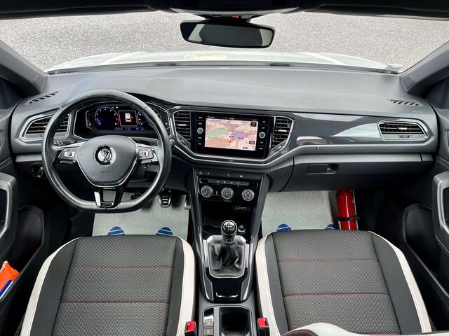Volkswagen T-ROC 1.5 TSI ACT Style  Gps, Capteurs, CarPlay,Cockpit