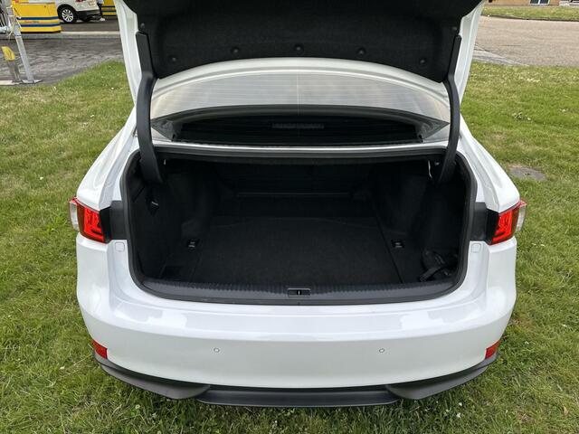 Lexus IS 300h F Sport - 