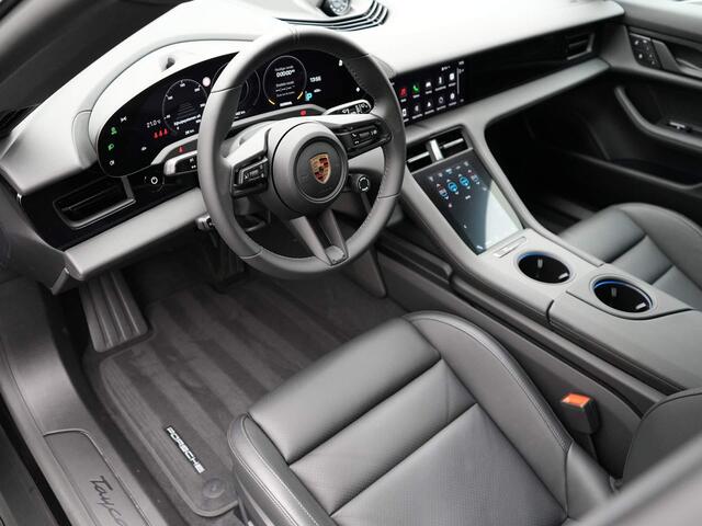 Porsche Taycan 4 Cross Turismo