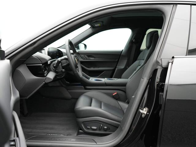 Porsche Taycan 4 Cross Turismo