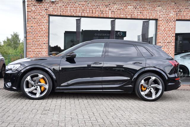 Audi E-Tron 95 kWh Quattro S|Luchtvering|Panodak| FULL BLACK