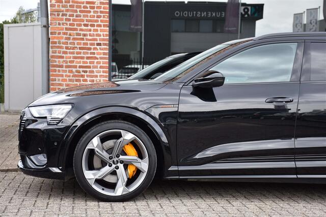 Audi E-Tron 95 kWh Quattro S|Luchtvering|Panodak| FULL BLACK