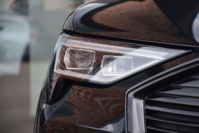Audi E-Tron 95 kWh Quattro S|Luchtvering|Panodak| FULL BLACK