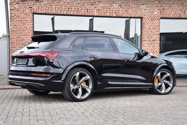 Audi E-Tron 95 kWh Quattro S|Luchtvering|Panodak| FULL BLACK