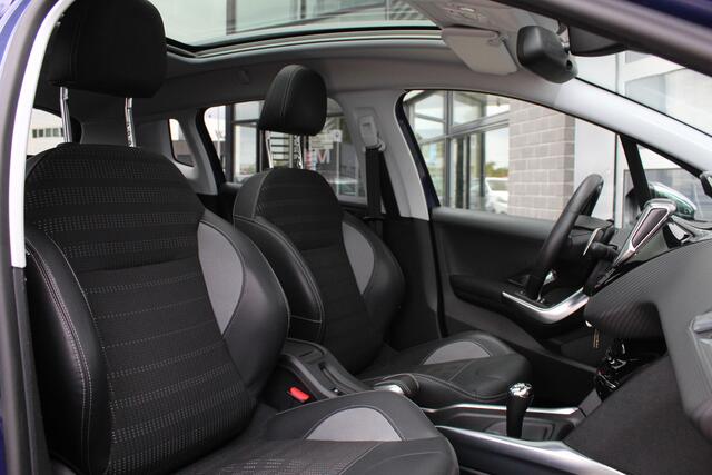 Peugeot 2008 1.2 VTi Allure / Automaat / Panoramadak / Navigatie / N.A.P.