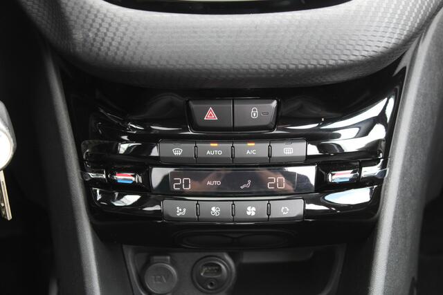 Peugeot 2008 1.2 VTi Allure / Automaat / Panoramadak / Navigatie / N.A.P.