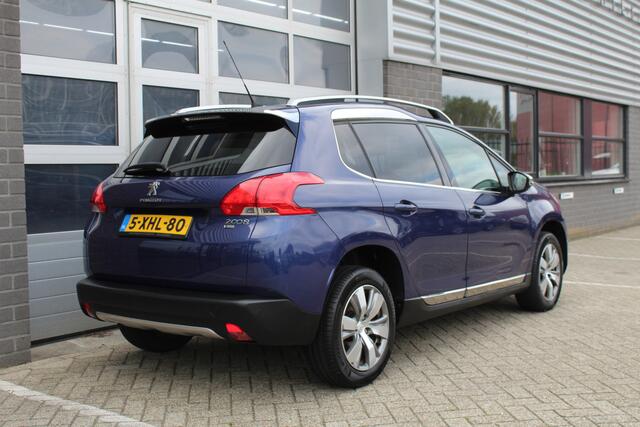 Peugeot 2008 1.2 VTi Allure / Automaat / Panoramadak / Navigatie / N.A.P.