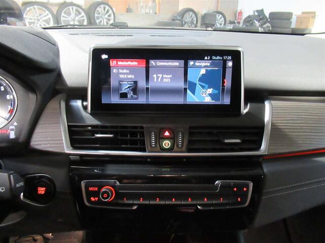 BMW 2-Serie XE Hybride Pano LED Navi Plus Camera elektr Stoele