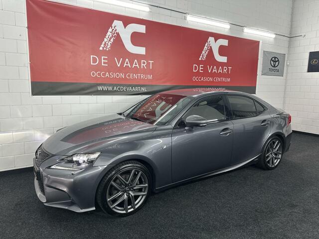 Lexus IS 300h F Sport Edition -