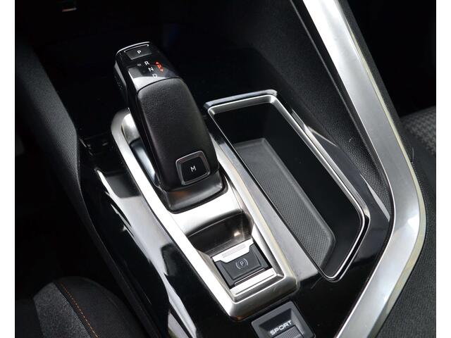 Peugeot 5008 1.5 BlueHDi EAT8 Active 7 Places Navi