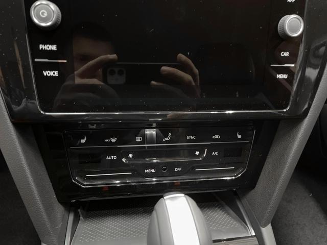Volkswagen Passat Variant Elegance 2.0 TDI 200PS/147kW D...