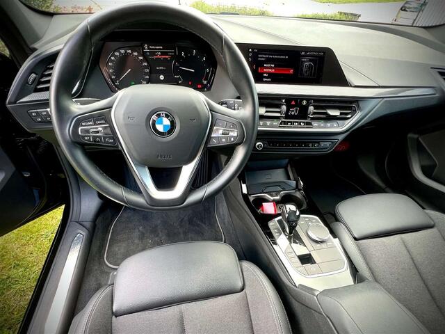 BMW 1-Serie D X Drive Auto. AdBlue Sport Line 