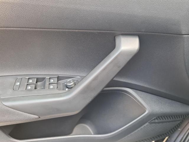 Volkswagen Taigo Style 1.5 TSi DSG Matrix AHK Navi+VZE 1...