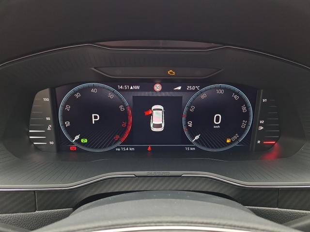 Skoda Superb Combi SportLine 4x4 AHK Pano Canton AC...