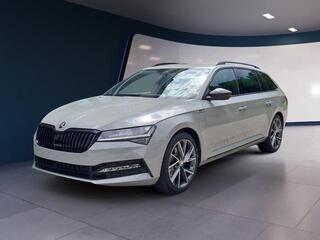 SKODA SUPERB Combi SportLine 4x4 AHK Pano Canton AC...