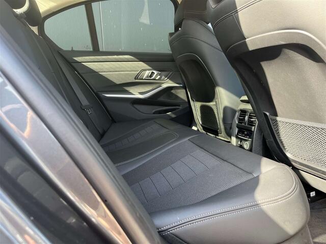 BMW 3-Serie dA Berline Full-LED/Sportzetels/Gps/Carplay/Cruise