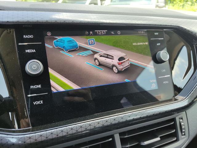 Volkswagen T-Cross Style Plus KAMERA+SHZ+ACC+PDC+LED+17...