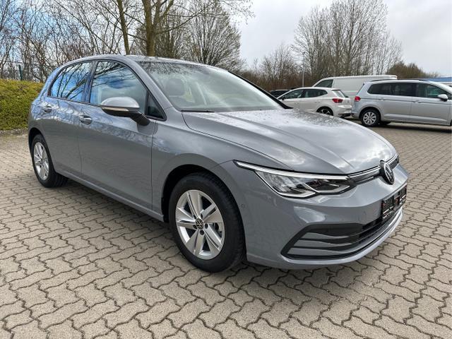 Volkswagen Golf LIFE LED+SHZ+ACC+PDC+KAMERA+PARK ASSIST ...