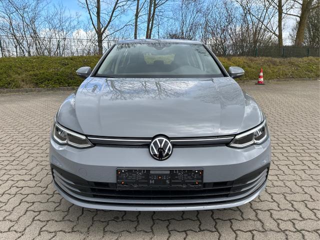 Volkswagen Golf LIFE LED+SHZ+ACC+PDC+KAMERA+PARK ASSIST ...