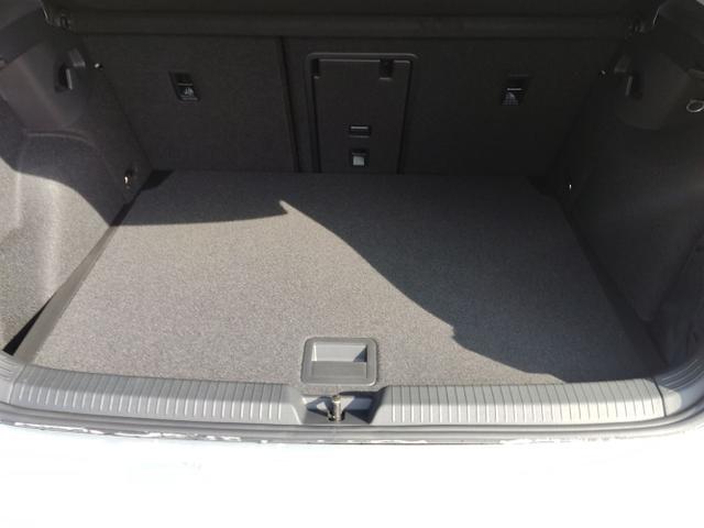 Volkswagen Golf Style 8 +NAVI PRO+LED+ACC+KAMERA+SUNSET ...