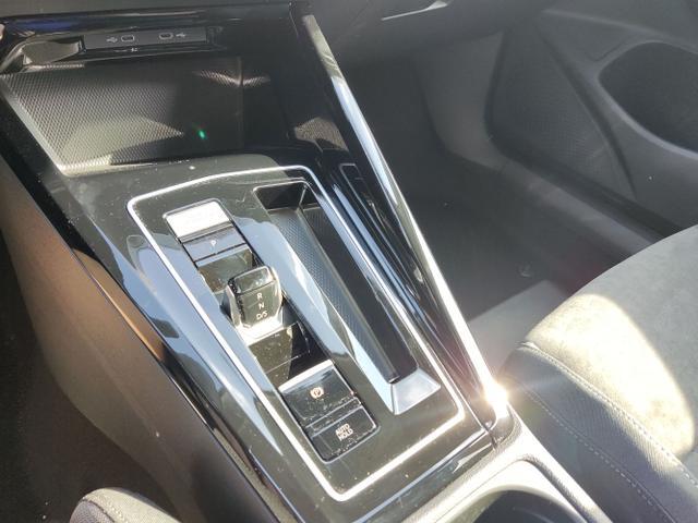 Volkswagen Golf Style 8 +NAVI PRO+LED+ACC+KAMERA+SUNSET ...