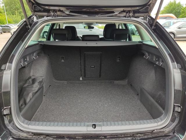 Skoda Octavia Combi Style KAMERA+SUNSET+LED+NAVI+PD...