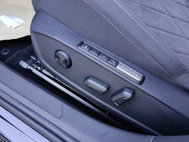 Volkswagen Golf Variant Style EL. HECKKLAPPE+KAMERA+LED+...