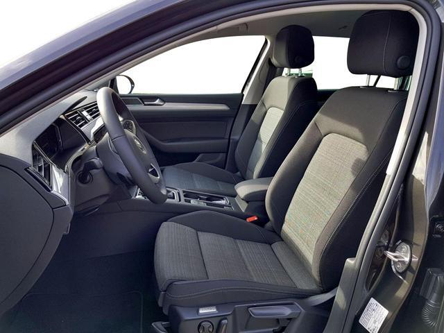 Volkswagen Passat Variant Business NAVI+ACC+VIRTUAL COCK...