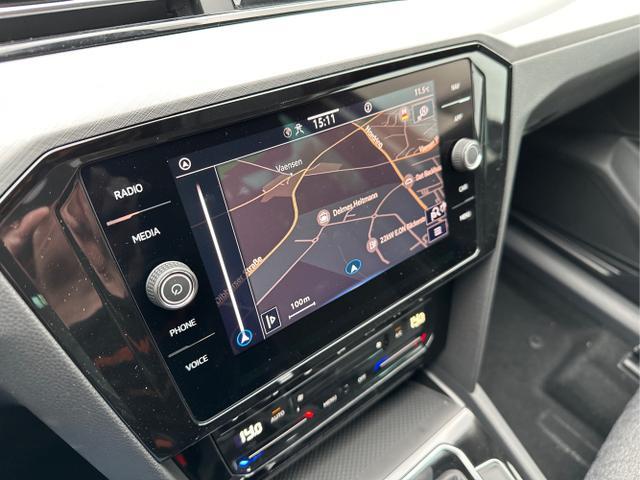 Volkswagen Passat Variant Business NAVI+ACC+VIRTUAL COCK...