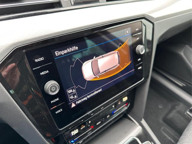 Volkswagen Passat Variant Business NAVI+ACC+VIRTUAL COCK...