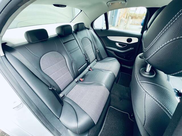 Mercedes-Benz C-Klasse d+EURO 6+NAVI+XENON+TEL+CARNET+GARANTE+CAR-PASS