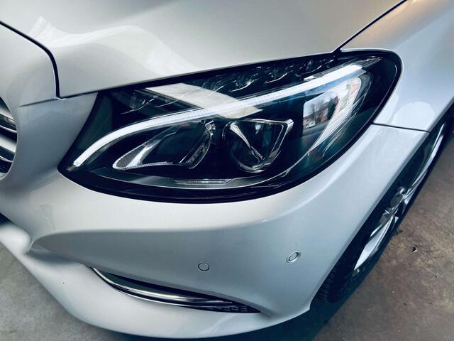 Mercedes-Benz C-Klasse d+EURO 6+NAVI+XENON+TEL+CARNET+GARANTE+CAR-PASS