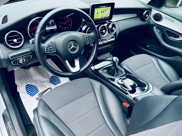 Mercedes-Benz C-Klasse d+EURO 6+NAVI+XENON+TEL+CARNET+GARANTE+CAR-PASS
