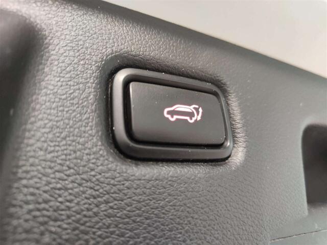 KIA CEE D 1.6 GDI DCT OPF PHEV Platinum Edition