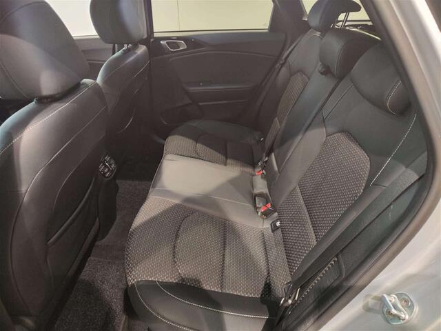 KIA CEE D 1.6 GDI DCT OPF PHEV Platinum Edition