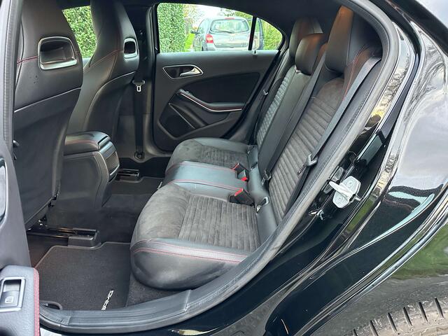 Mercedes-Benz A-Klasse AMG PACK LIKE NEW