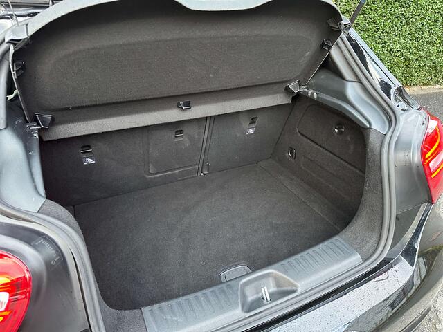 Mercedes-Benz A-Klasse AMG PACK LIKE NEW