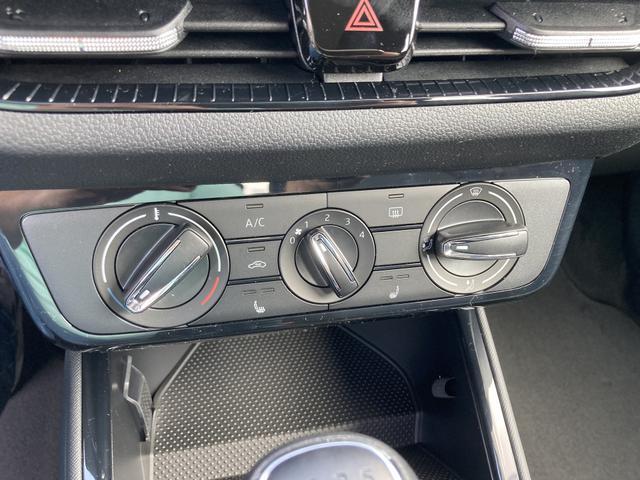 Skoda Fabia 1.0 MPI 80PS Ambition, Graphit-Grau M...