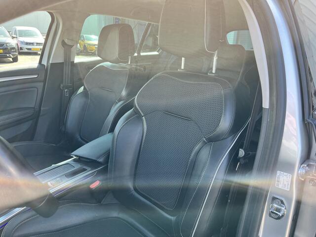 Renault Megane Estate 1.2 TCe Bose Camera, trekhaak, blindspot