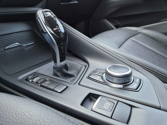 BMW X1 2.0 dA sDriveAUT.LEDERNAVIPDCEL.KOFFER