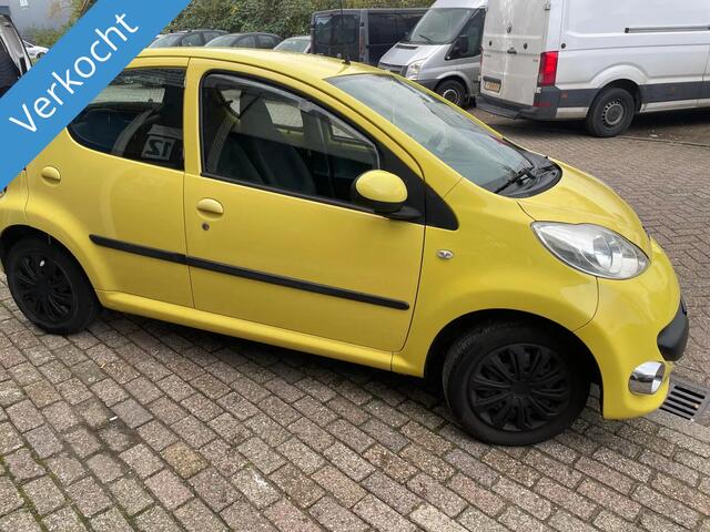 Peugeot 107 1.0-12V XS