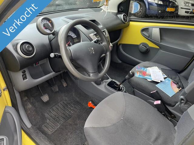 Peugeot 107 1.0-12V XS