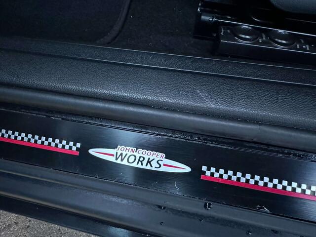 Mini ONE 1.5i ? JCW Interior?