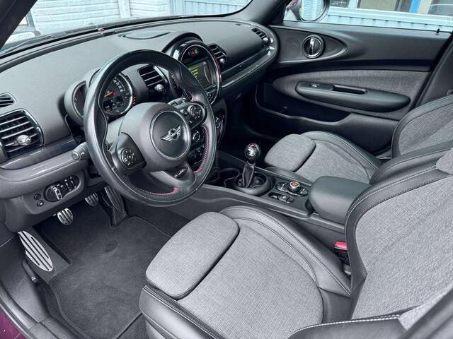 Mini ONE 1.5i ? JCW Interior?