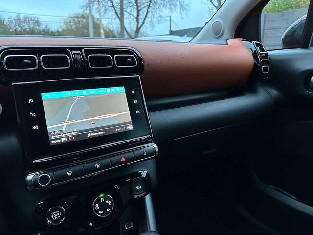 Citroen C3 1.2 PureTech Shine S CUIR/LED/NAVI/CAM/24MOIS GAR