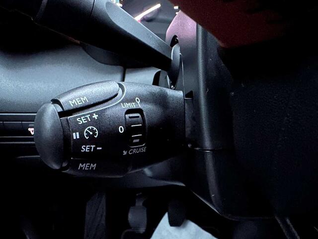 Citroen C3 1.2 PureTech Shine S CUIR/LED/NAVI/CAM/24MOIS GAR
